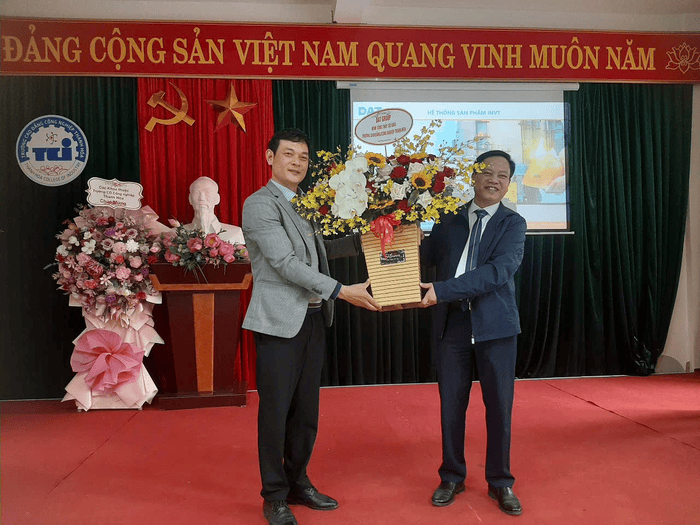 Banner quảng bá trong bài viết Great Power – Nhà sản xuất Cell Battery toàn cầu đứng sau giải pháp lưu trữ năng lượng Lithium Valley